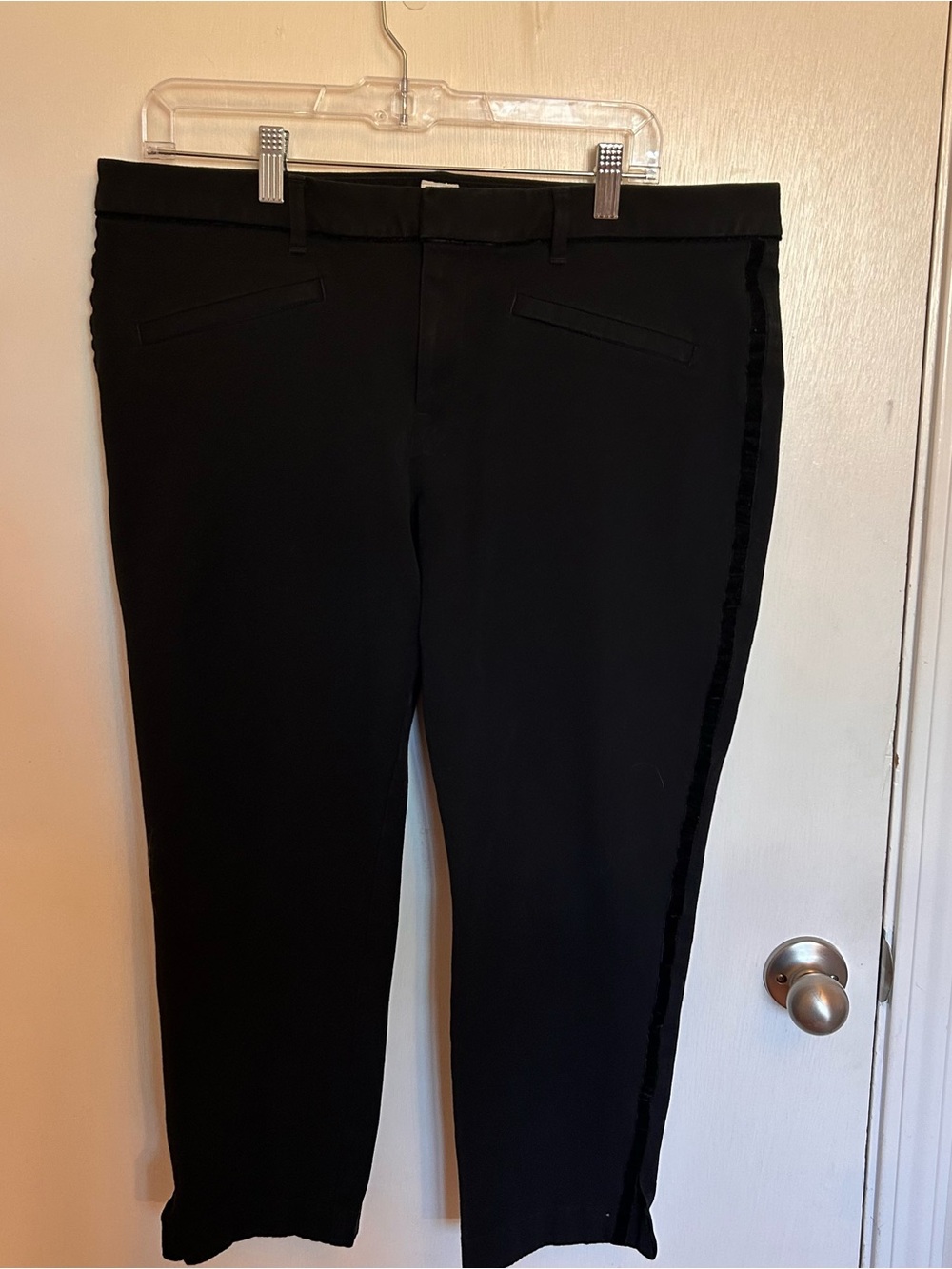 GAP Black Cropped Tuxedo Dress Pants with Side Stripe
